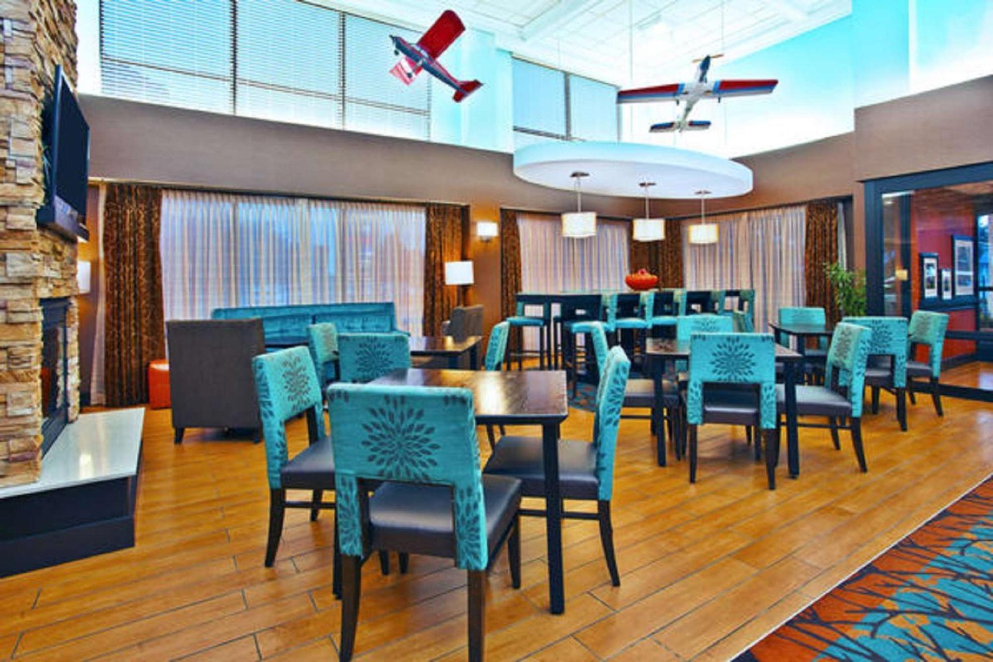 Hampton Inn Chicago-Midway Airport Bedford Park Ngoại thất bức ảnh